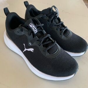 Puma Women's Black & White Mesh Running Sneakers
